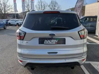 Photo 6 Ford Kuga  1.5 TDCi 120ch Stop&Start ST-Line 4x2 Euro6.2