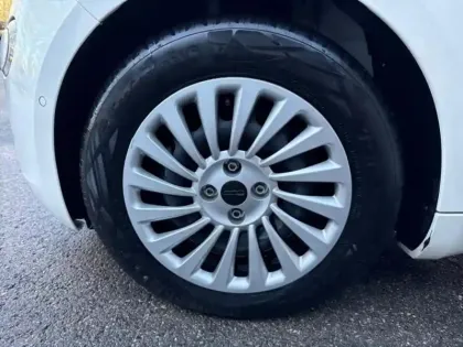 Photo 7 Fiat 500  e 118ch Pack Confort & Style & Tech MY23