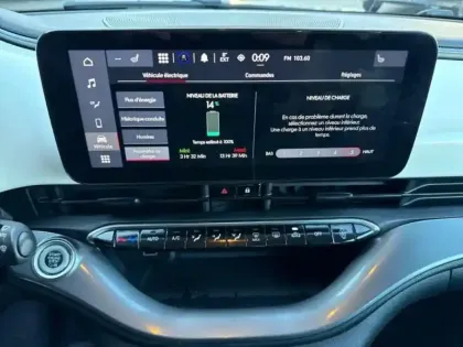 Photo 14 Fiat 500  e 118ch Pack Confort & Style & Tech MY23