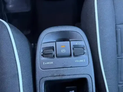 Photo 11 Fiat 500  e 118ch Pack Confort & Style & Tech MY23