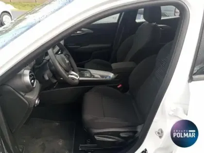 Photo 10 Alfa Romeo Tonale  1.5 Hybrid 130ch Sprint TCT