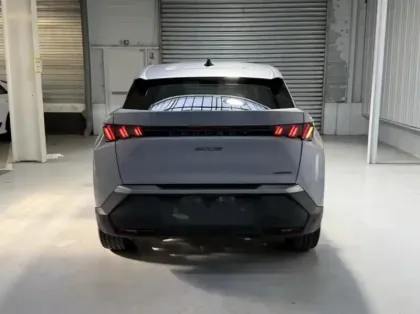 Photo 5 Peugeot 3008  1.2 Hybrid 145ch Allure e-DCS6