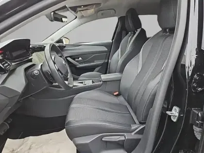 Photo 10 Peugeot 308  PureTech 130ch S&S EAT8