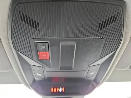 Photo 19 Peugeot 308  PureTech 130ch S&S EAT8