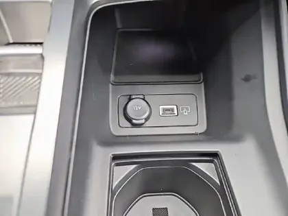 Photo 21 Peugeot 308  PureTech 130ch S&S EAT8