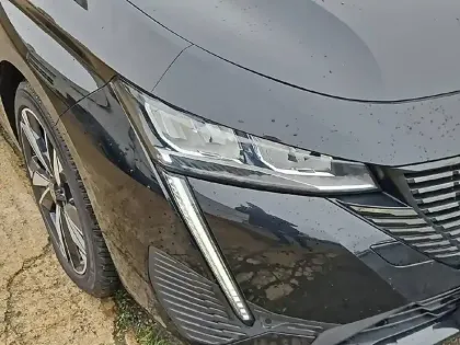 Photo 15 Peugeot 308  PureTech 130ch S&S EAT8