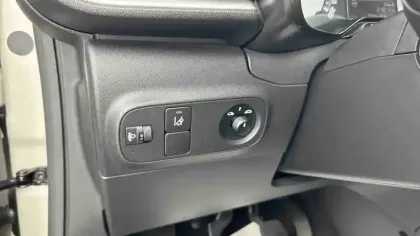 Photo 13 Citroën C3  PureTech 83 S&S BVM5