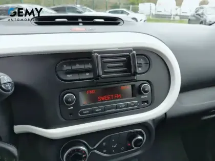 Photo 19 Renault Twingo  III Achat Intégral - 21