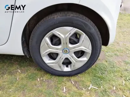 Photo 10 Renault Twingo  III Achat Intégral - 21