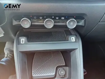 Photo 62 Citroën C4  PureTech 130 S&S EAT8