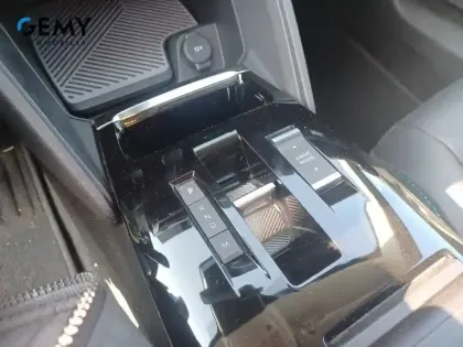 Photo 17 Citroën C4 Gén. III Ph1 Feel Pack 5