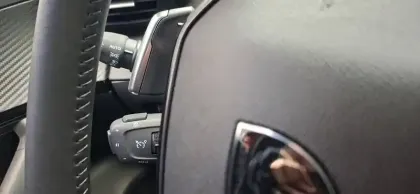 Photo 67 Peugeot 2008  Hybrid 145 e-DCS6