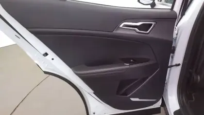 Photo 27 Kia Sportage Gén. V Ph1 Active 5