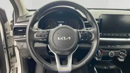 Photo 16 Kia Stonic  1.0 T-GDi 100 ch BVM6