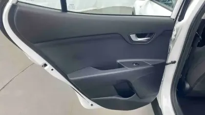 Photo 27 Kia Stonic Gén. I Ph2 Active 5