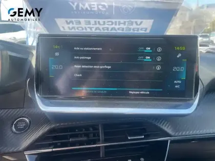 Photo 17 Peugeot 2008  Moteur électrique 136 ch