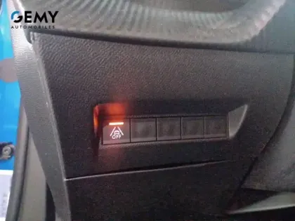 Photo 12 Peugeot 2008  PureTech 130 S&S EAT8