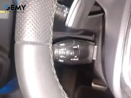 Photo 54 Peugeot 2008  PureTech 130 S&S EAT8