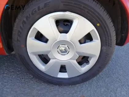 Photo 13 Renault Twingo  III TCe 95