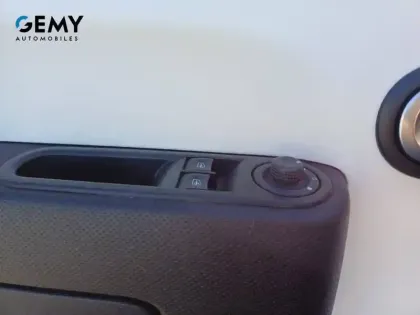 Photo 18 Renault Twingo  III TCe 95