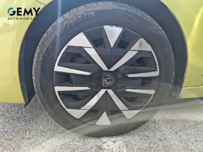 Photo 10 Peugeot 208  PureTech 100 S&S BVM6