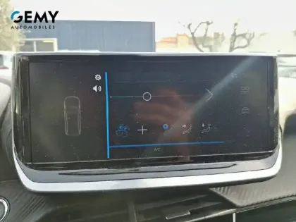 Photo 15 Peugeot 208  PureTech 100 S&S BVM6