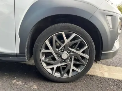 Photo 15 Hyundai Kona  1.6 GDi Hybrid