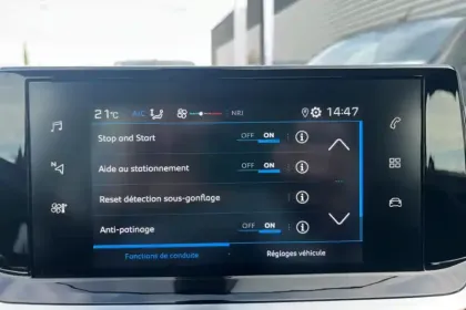 Photo 19 Peugeot 2008  PureTech 130 S&S EAT8