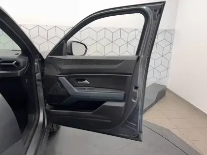 Photo 19 Dacia Duster  Hybrid 140