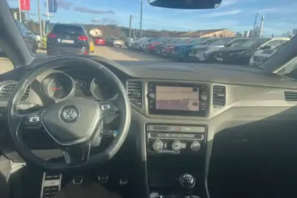 Photo 13 Volkswagen Golf Sportsvan  1.0 TSI 110 BMT BVM6