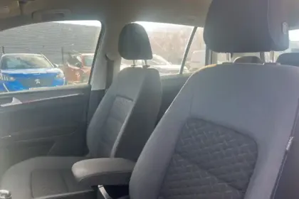 Photo 11 Volkswagen Golf Sportsvan  1.0 TSI 110 BMT BVM6