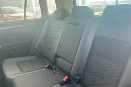 Photo 12 Volkswagen Golf Sportsvan  1.0 TSI 110 BMT BVM6