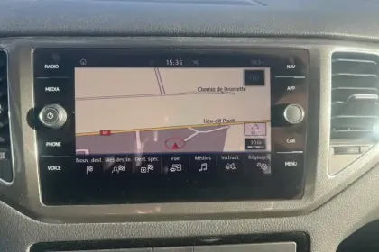 Photo 20 Volkswagen Golf Sportsvan  1.0 TSI 110 BMT BVM6