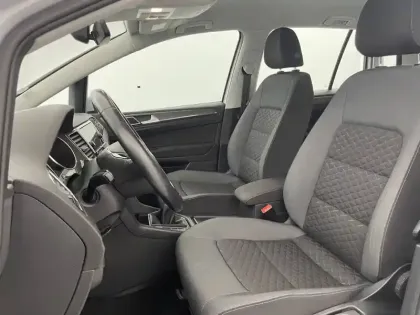 Photo 39 Volkswagen Golf Sportsvan Gén. I Ph2 Connect 5