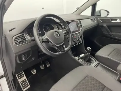 Photo 57 Volkswagen Golf Sportsvan Gén. I Ph2 Connect 5