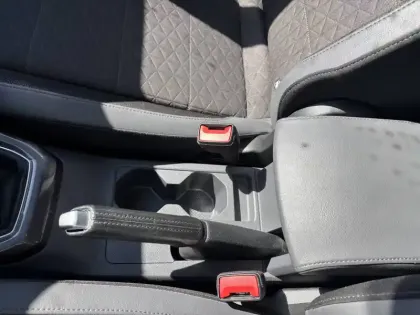 Photo 40 Volkswagen T-cross  1.0 TSI 110 Start/Stop DSG7