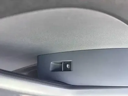 Photo 12 Volkswagen T-cross  1.0 TSI 110 Start/Stop DSG7