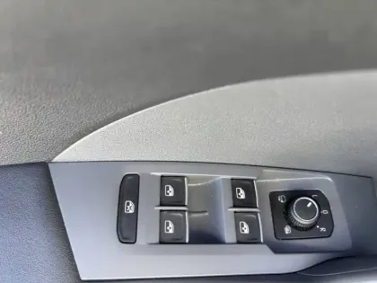 Photo 24 Volkswagen T-cross  1.0 TSI 110 Start/Stop DSG7