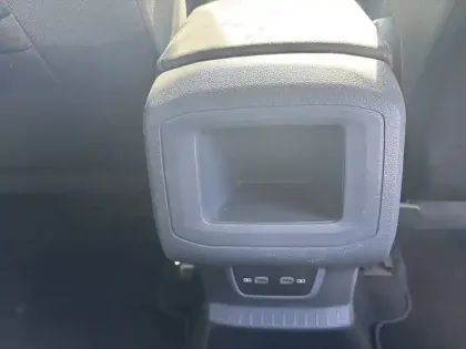 Photo 16 Volkswagen T-cross  1.0 TSI 110 Start/Stop DSG7