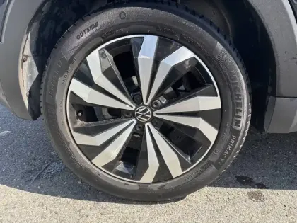 Photo 8 Volkswagen T-cross  1.0 TSI 110 Start/Stop DSG7