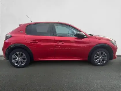 Photo 26 Peugeot 208  Electrique 50 kWh 136ch