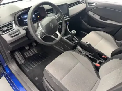 Photo 43 Renault Clio  Blue dCi 100 ch GSR2