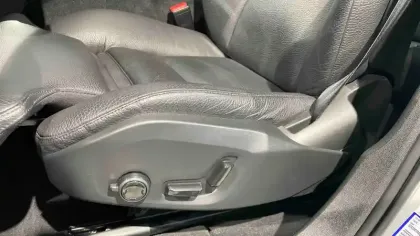 Photo 24 Volvo Xc60  T6 Recharge AWD 253 ch + 145 ch Geartronic 8