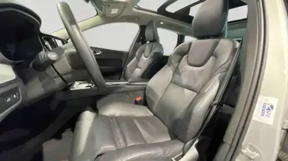 Photo 11 Volvo Xc60  T6 Recharge AWD 253 ch + 145 ch Geartronic 8