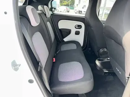 Photo 13 Renault Twingo  III E-Tech