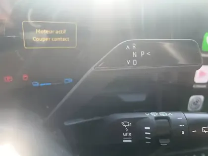 Photo 12 Renault Austral  E-Tech hybrid 200