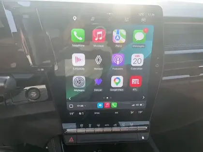 Photo 11 Renault Austral  E-Tech hybrid 200