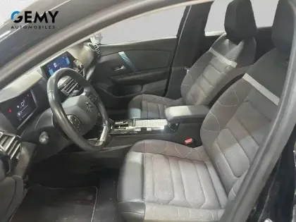 Photo 8 Citroën C4 e- 136 ch Automatique