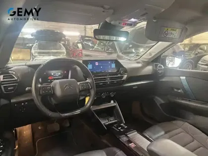 Photo 7 Citroën C4 e- 136 ch Automatique