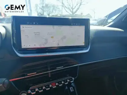 Photo 12 Peugeot 2008  PureTech 100 S&S BVM6